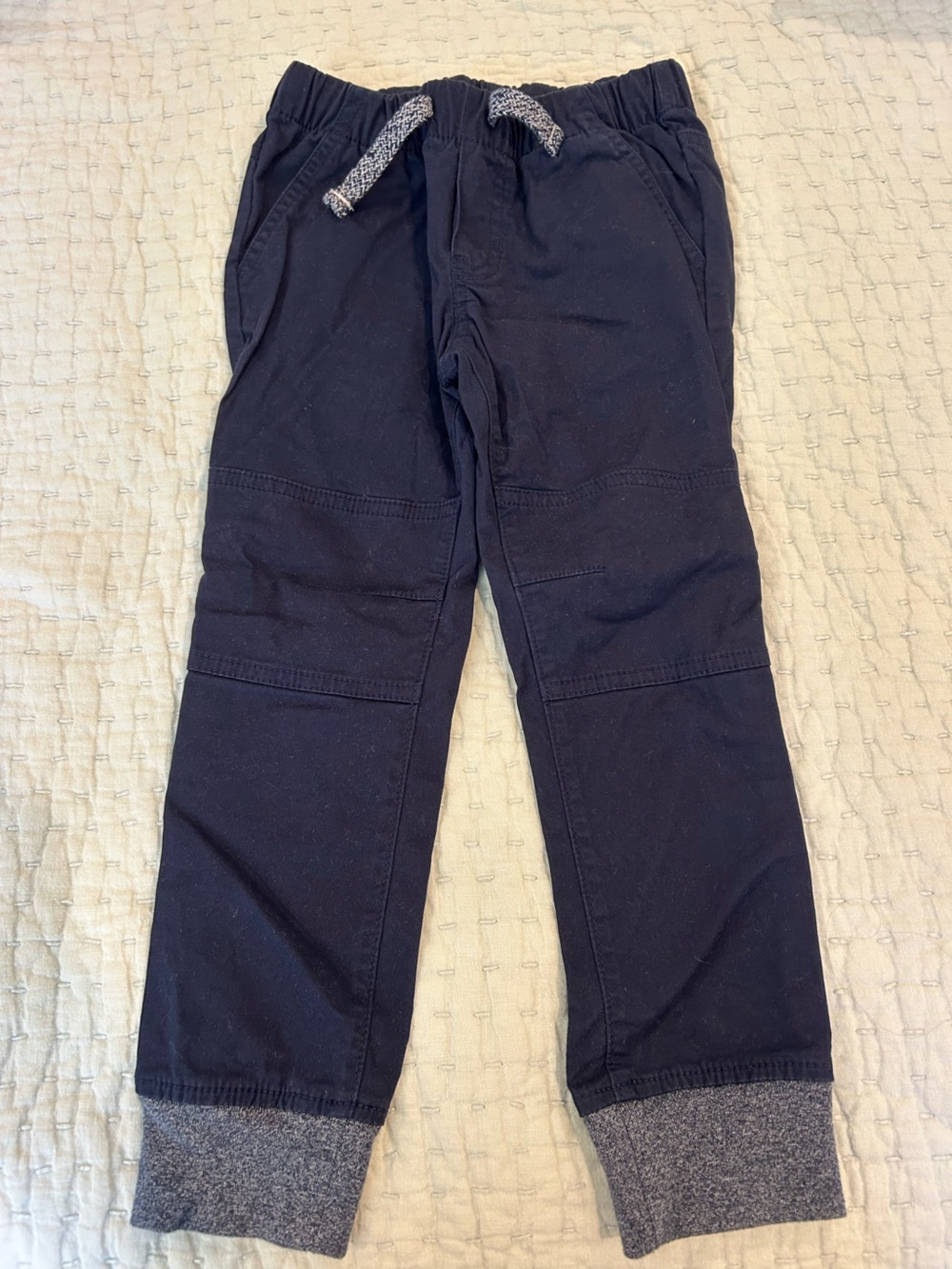 Cat and Jack Boys Joggers. Size 4T.